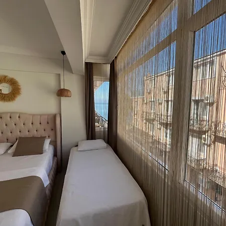 Celep Hotel Foça