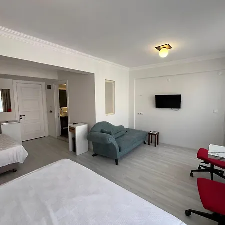 Celep Hotel Foça